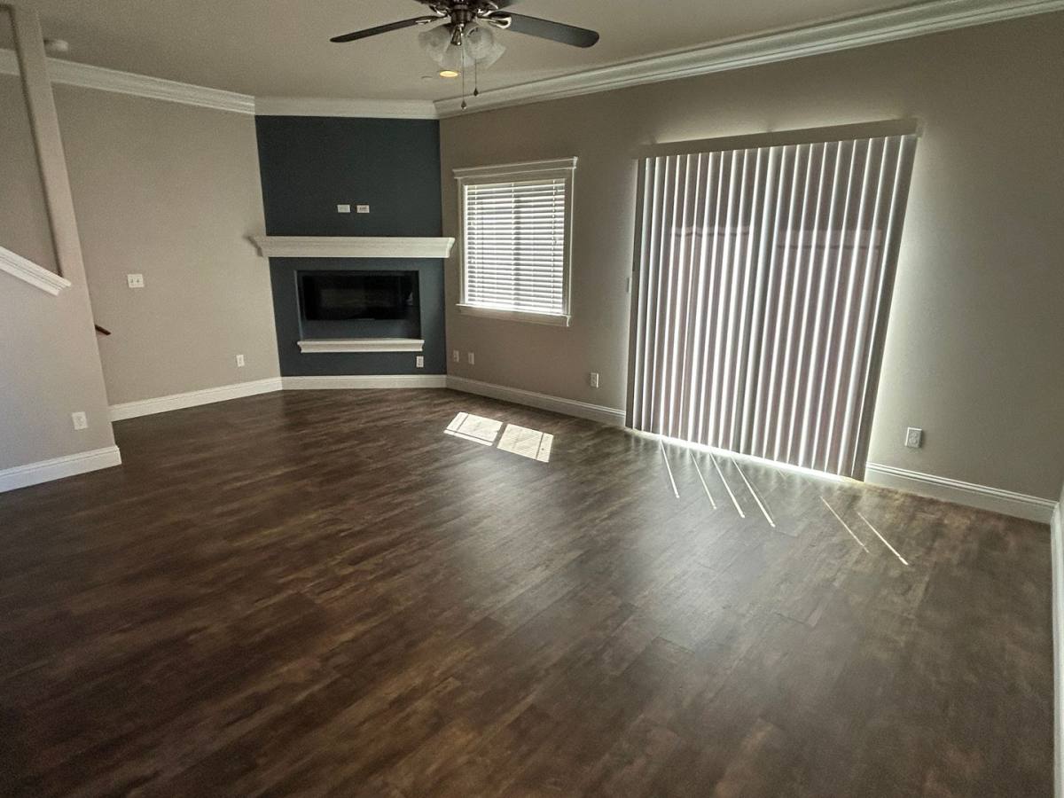 Townhouse for rent at 2601 Sapphire Lane #3, Anderson, CA 96007