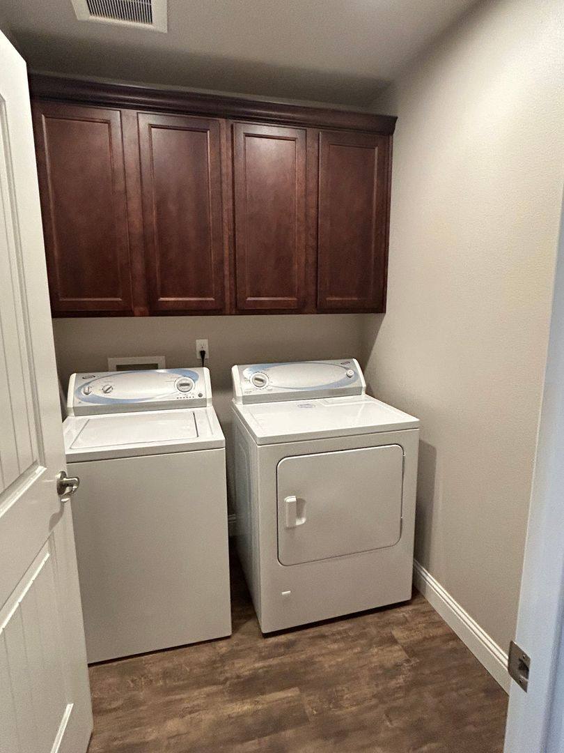 Townhouse for rent at 2601 Sapphire Lane #3, Anderson, CA 96007