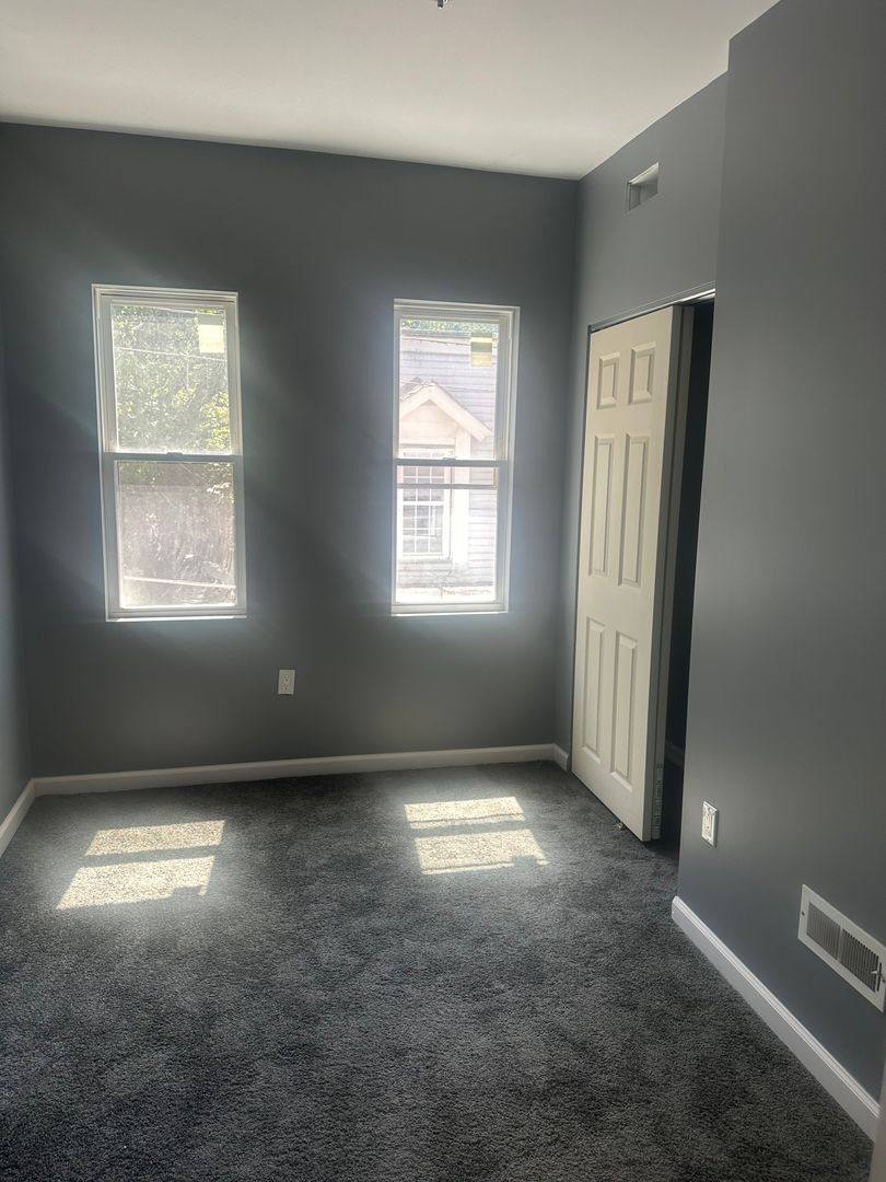 Apartment for rent at 1027 Salter Way, Pittsburgh, PA 15212