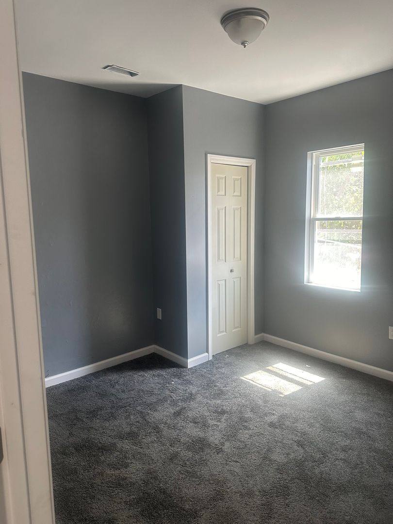 Apartment for rent at 1027 Salter Way, Pittsburgh, PA 15212