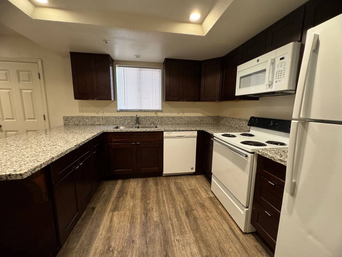 Apartment for rent at 647 W 2nd Ave, Chico, CA 95926