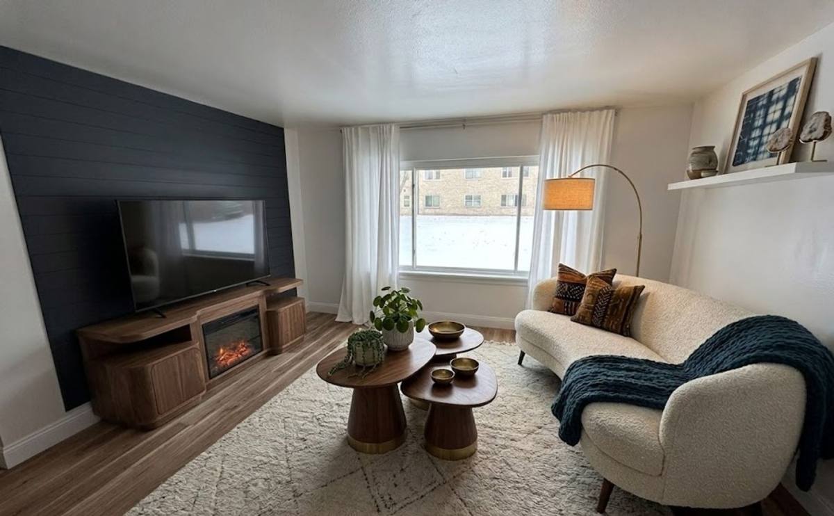 Apartment for rent at 200 - 206 Parkview Blvd, Waterloo, IA 50702