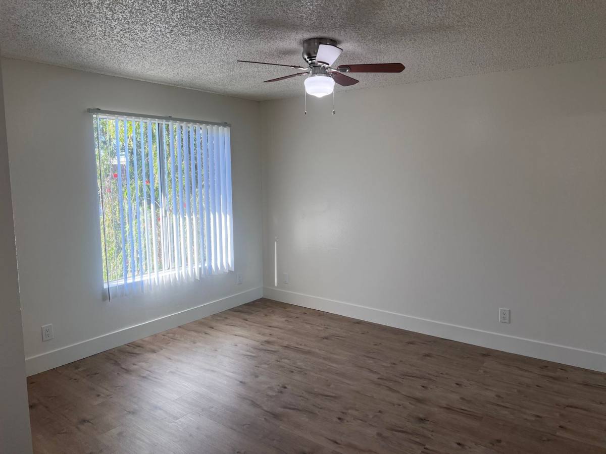 Apartment for rent at 14030-14100 Chadron Ave, Hawthorne, CA 90250