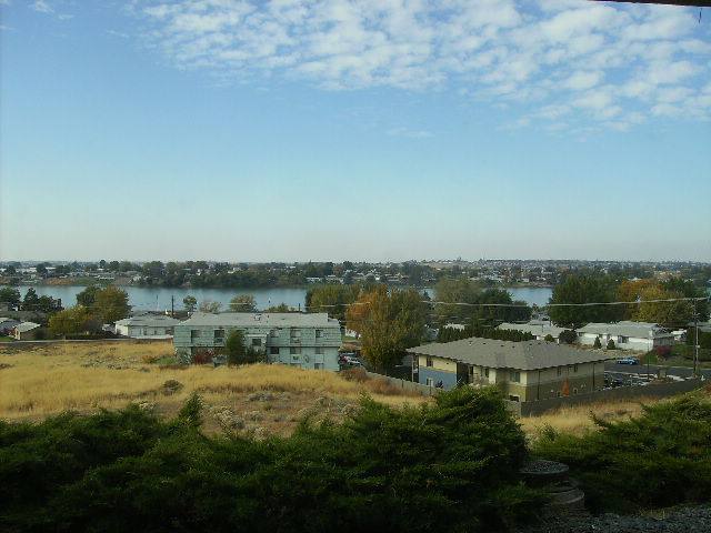 Apartment for rent at 1334 Division, Moses Lake, WA 98837