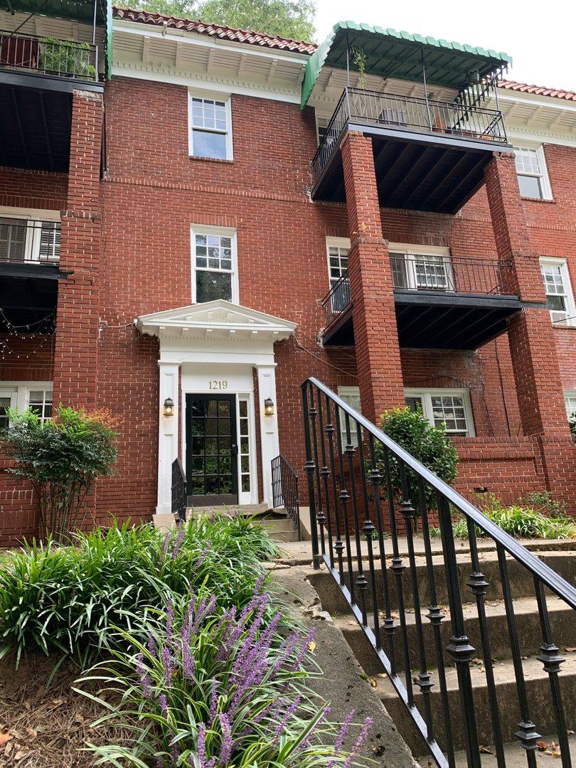 Apartment for rent at 1215 Virginia Ave, Atlanta, GA 30306