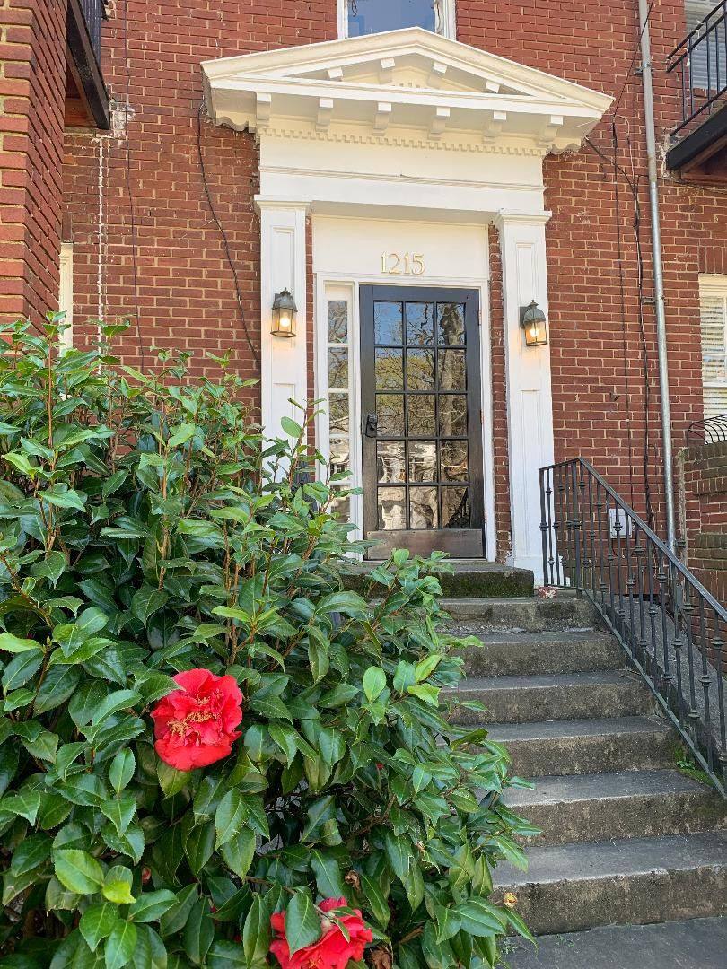 Apartment for rent at 1215 Virginia Ave, Atlanta, GA 30306