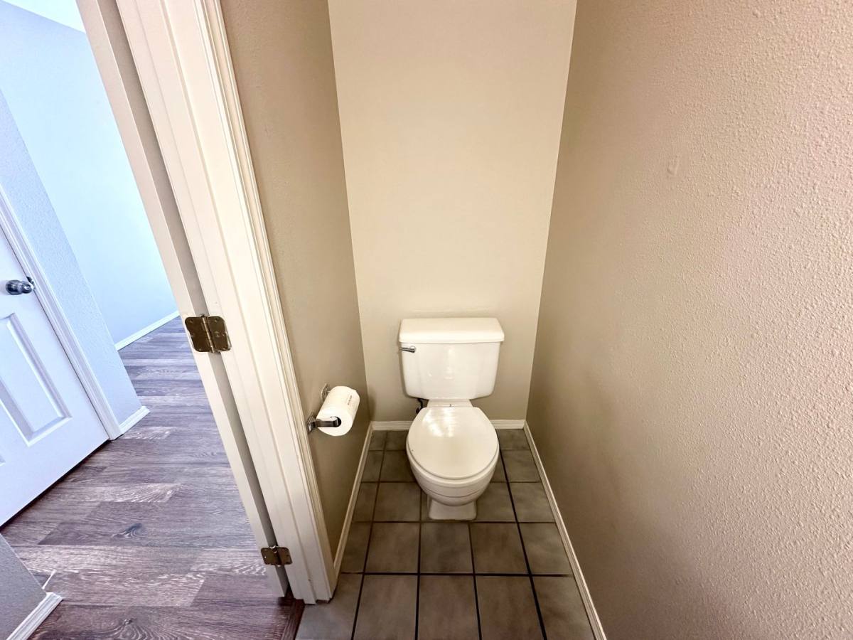 Townhouse for rent at 209 E 18th Ave, Ellensburg, WA 98926