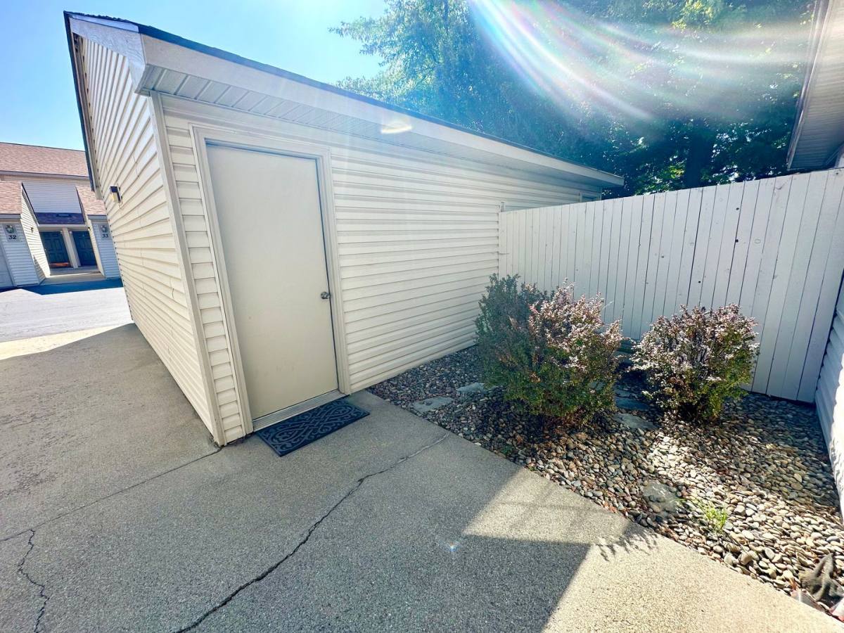 Townhouse for rent at 209 E 18th Ave, Ellensburg, WA 98926