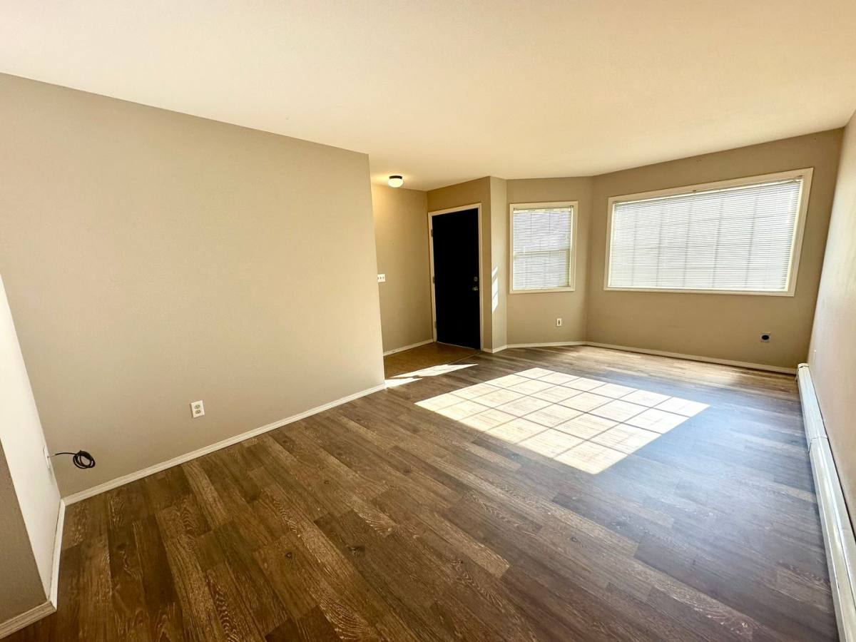 Townhouse for rent at 209 E 18th Ave, Ellensburg, WA 98926