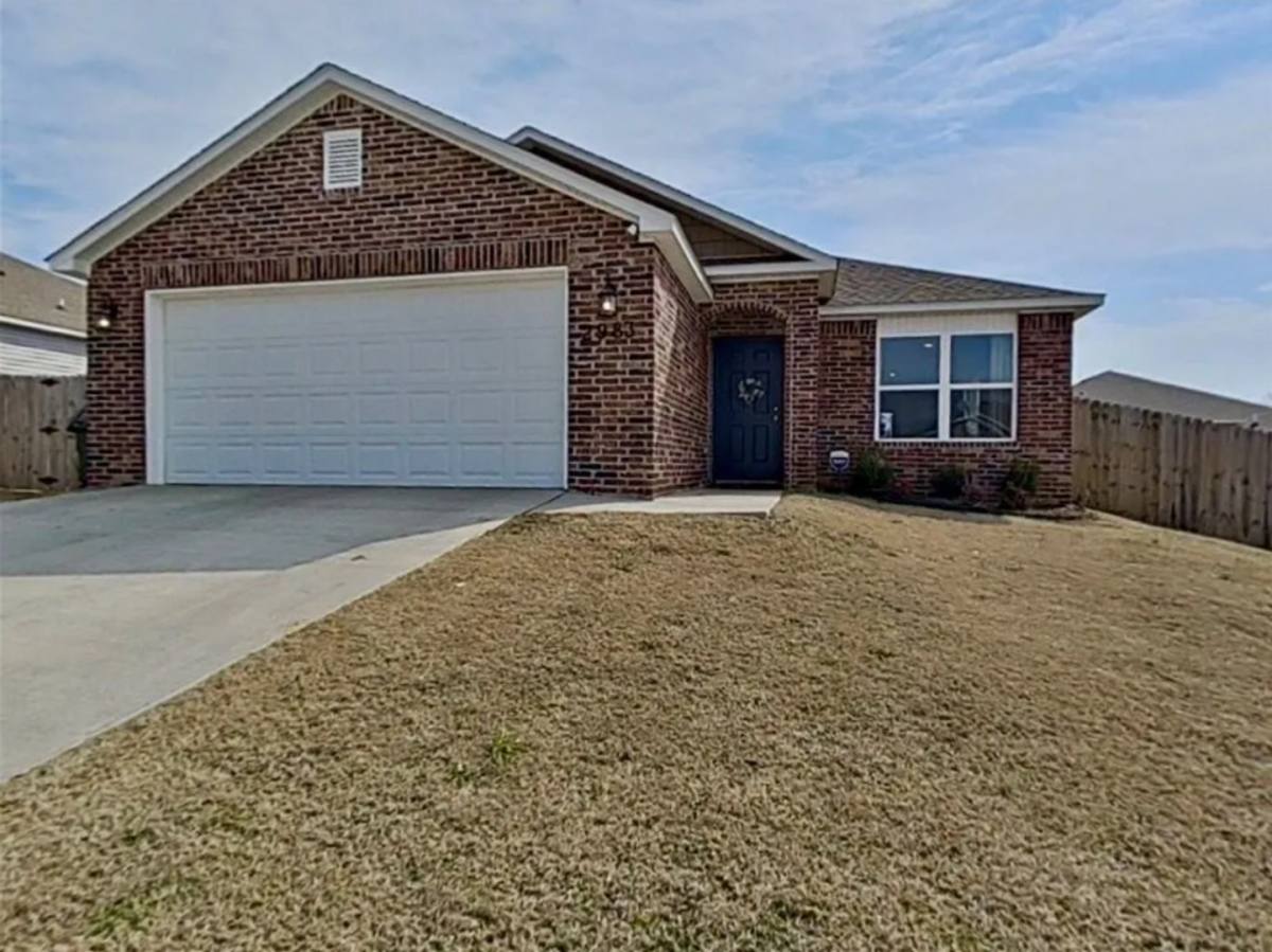 House for rent at 2983 W Azurite St, Fayetteville, AR 72704