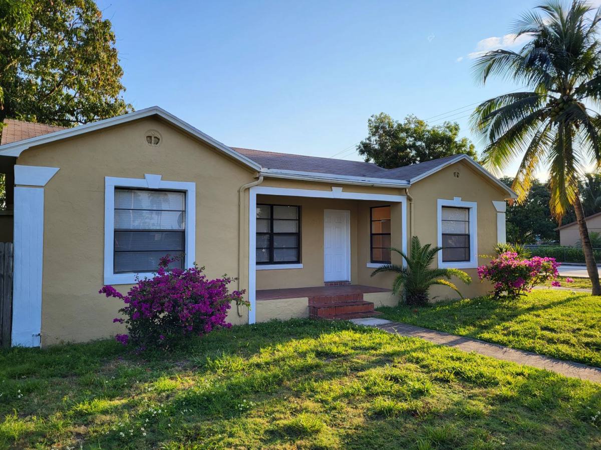 House for rent at 401 SW 10th St, Delray Beach, FL 33444