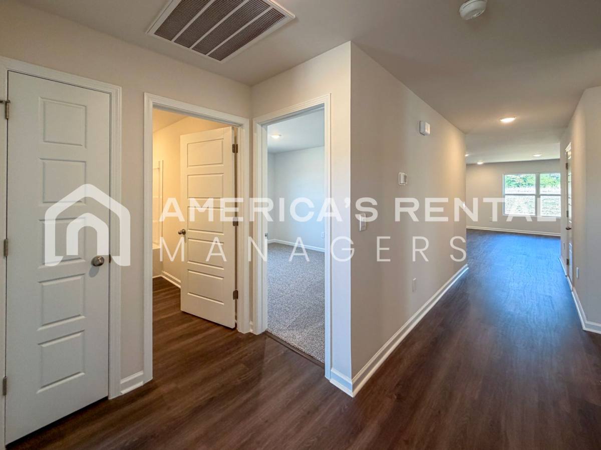 House for rent at 113 Jonboy Ave, New Hope, AL 35760