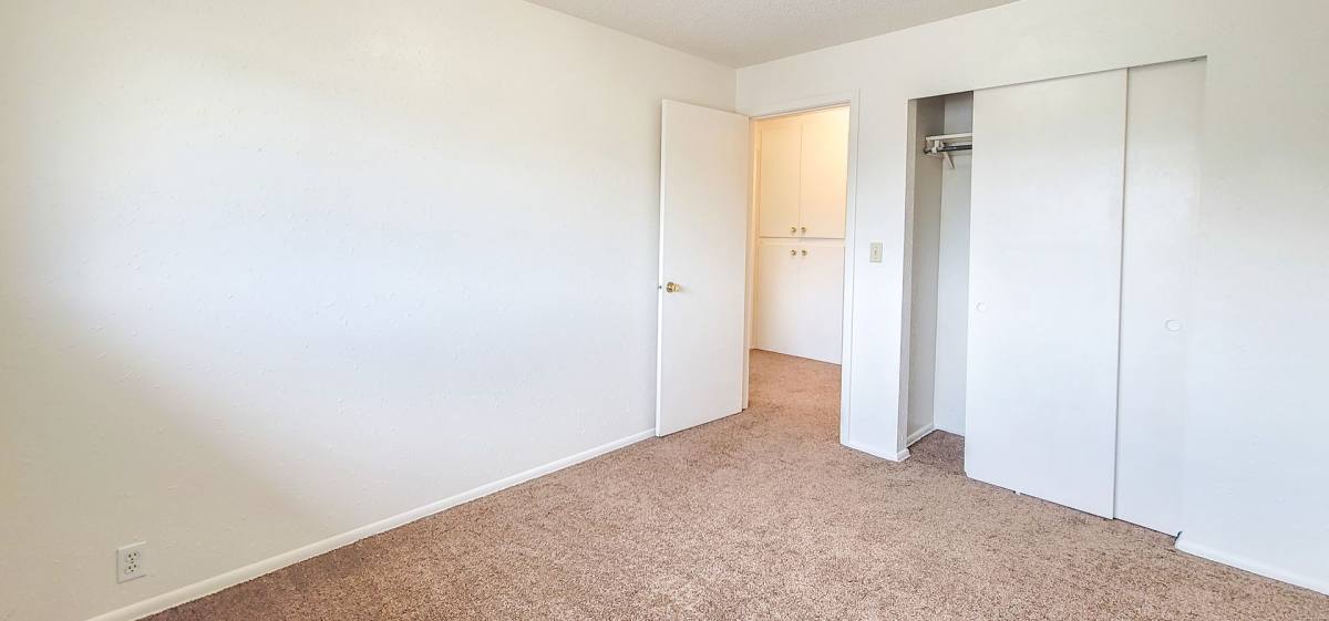 Apartment for rent at 355 E Pages Lane, Centerville, UT 84014