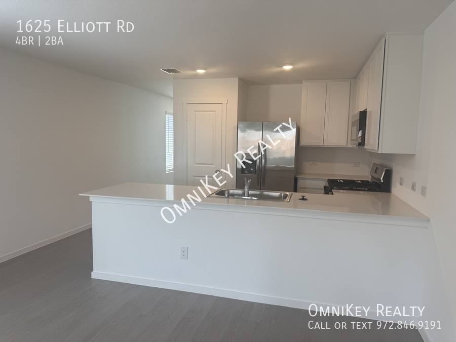 House for rent at 1625 Elliott Rd, Howe, TX 75459
