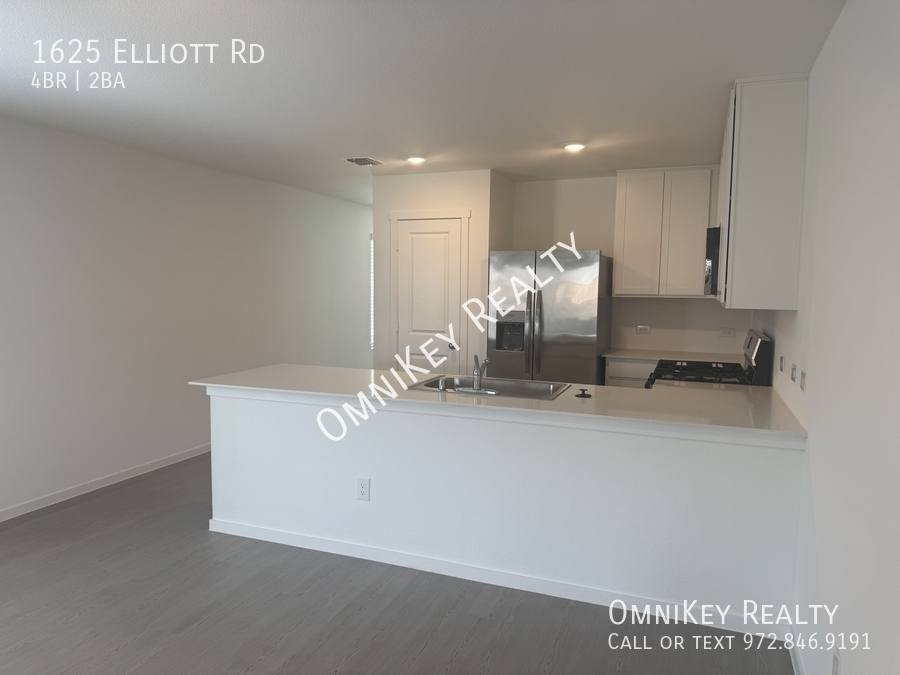 House for rent at 1625 Elliott Rd, Howe, TX 75459