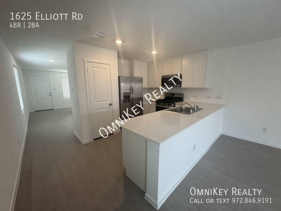 House for rent at 1625 Elliott Rd, Howe, TX 75459