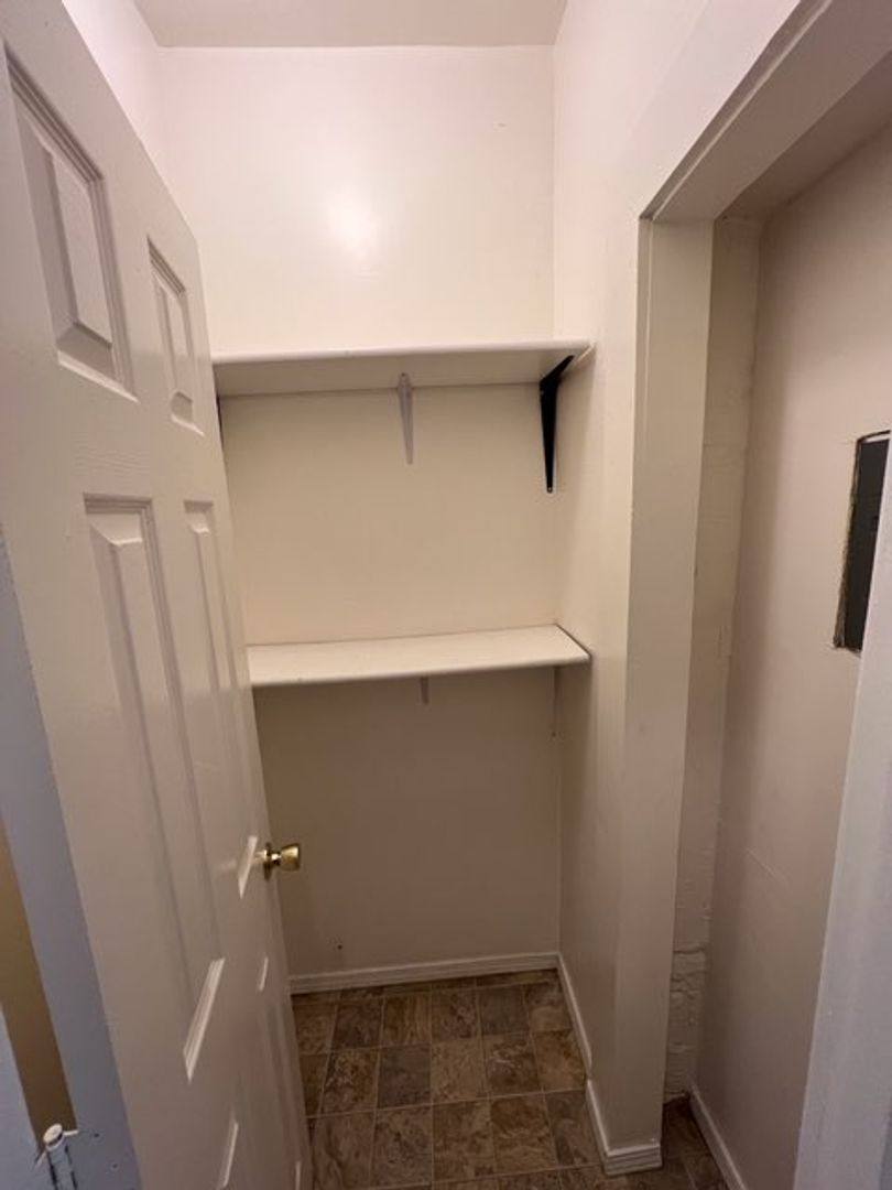 Apartment for rent at 403 N School St, Lodi, CA 95240
