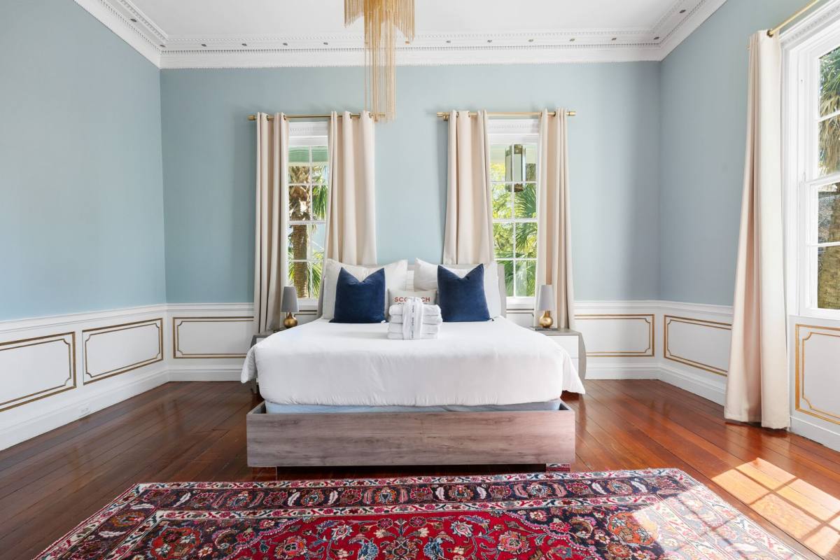House for rent at 96 Ashley Ave #B, Charleston, SC 29401