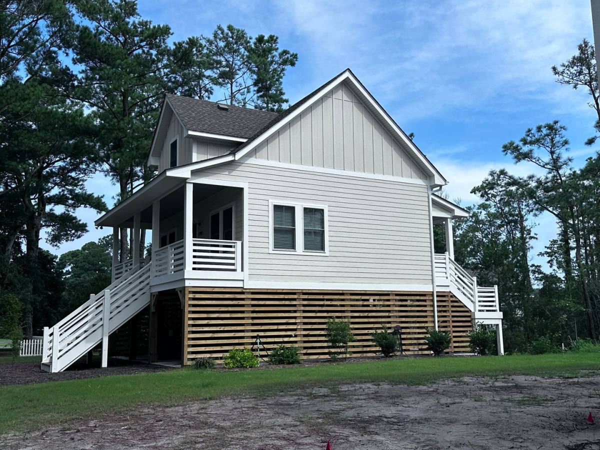 House for rent at 1190 Burnside Rd, Manteo, NC 27954