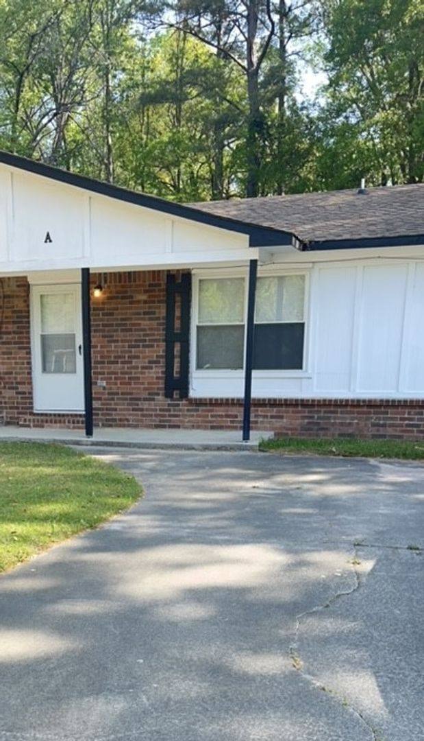 House for rent at 807 A Sandpiper Dr, Ladson, SC 29456