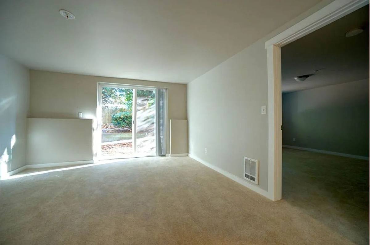 Apartment for rent at 11038 Lake City Way NE, Seattle, WA 98125