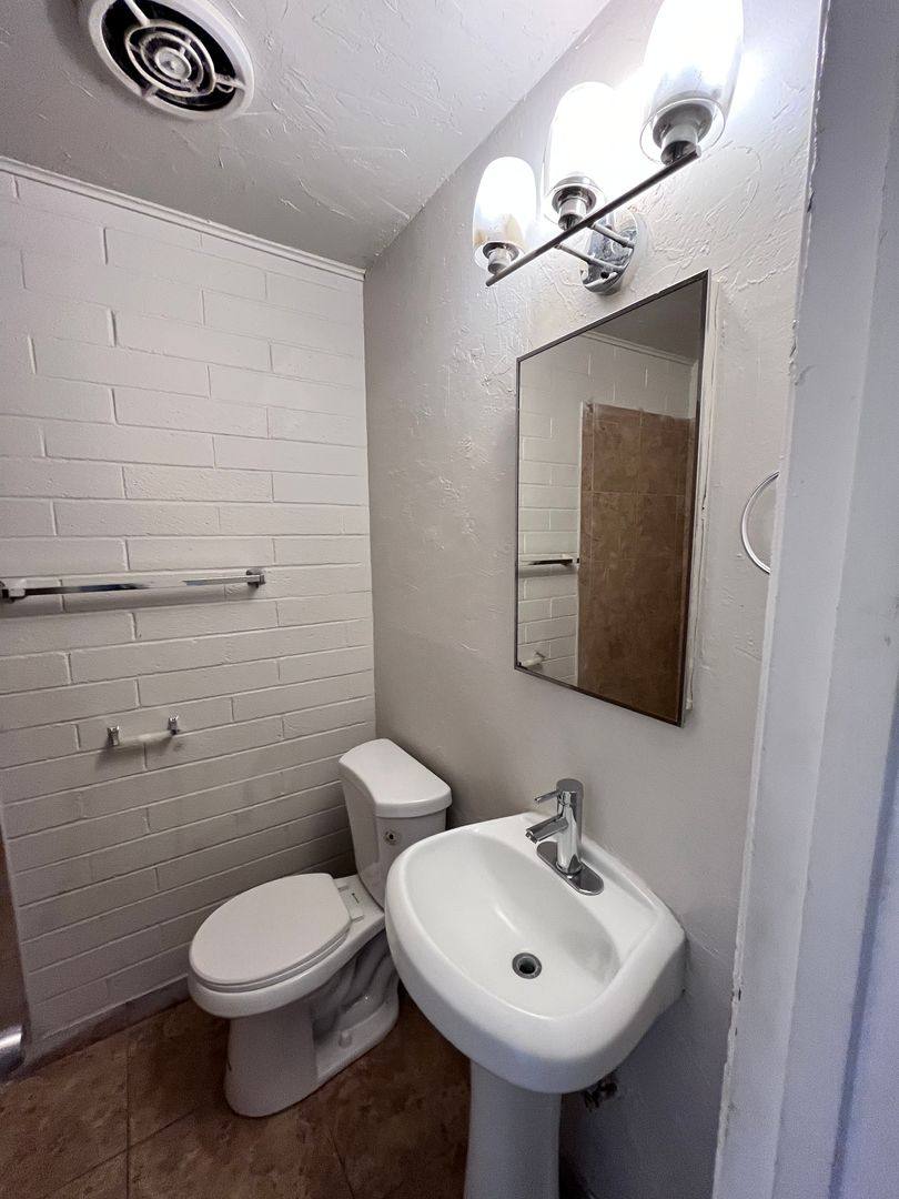 Apartment for rent at 2053 N Alvernon Way, Tucson, AZ 85712