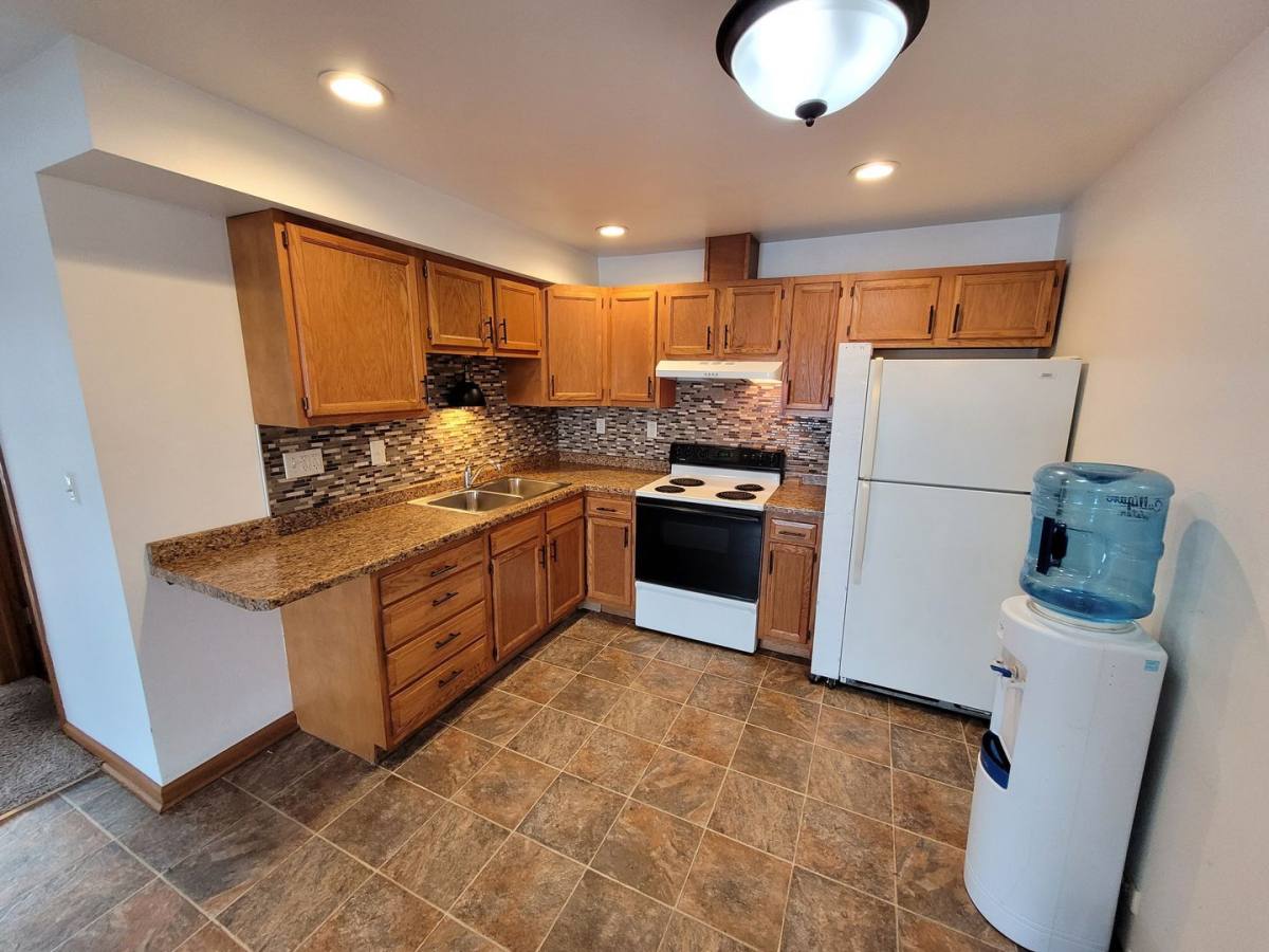 Apartment for rent at 1638 Bainbridge St, La Crosse, WI 54603