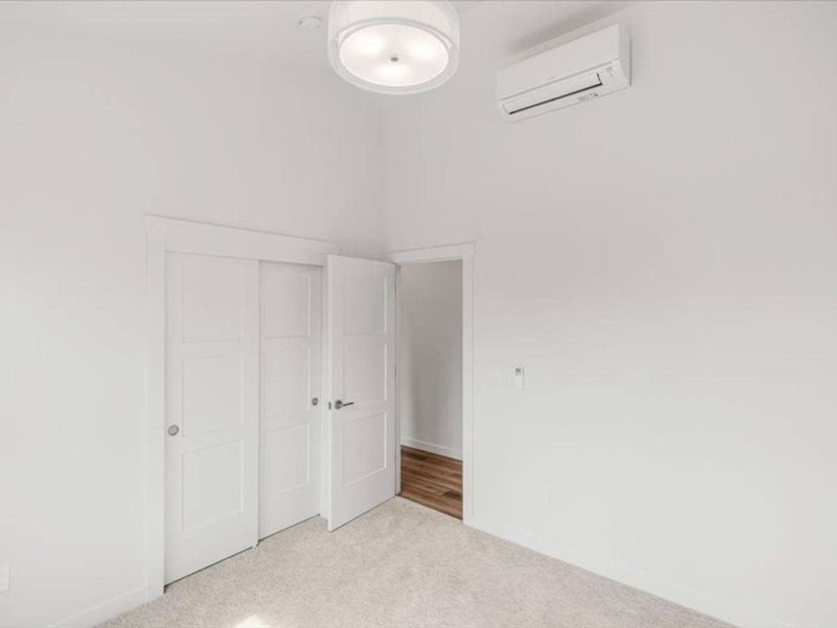 Apartment for rent at 8438 SE 21st Ave, Portland, OR 97202