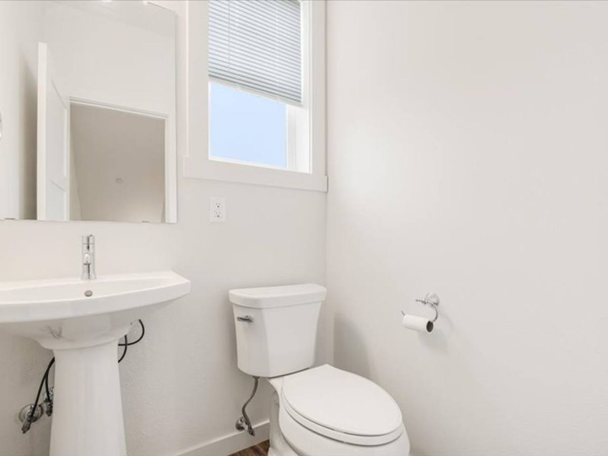 Apartment for rent at 8438 SE 21st Ave, Portland, OR 97202