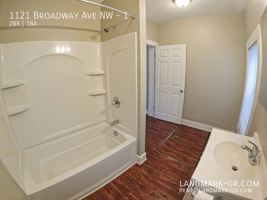 Apartment for rent at 1121 Broadway Ave NW #1, Grand Rapids, MI 49504