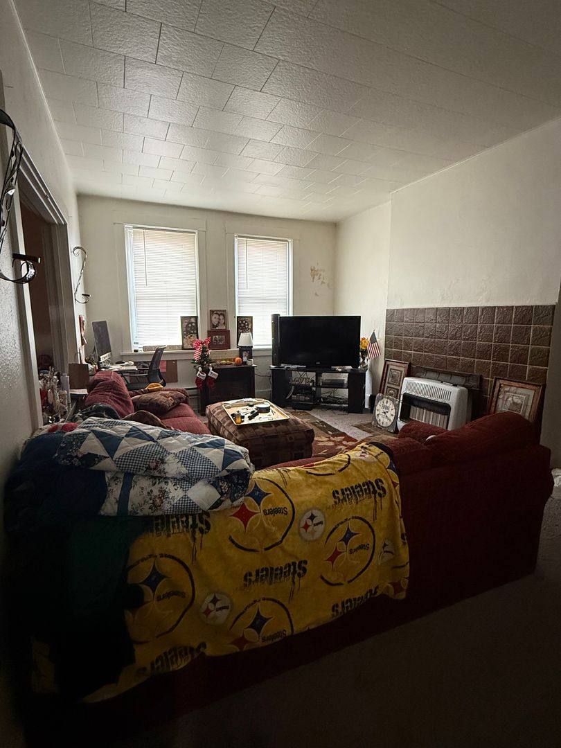 Apartment for rent at 6 S Fremont Ave, Pittsburgh, PA 15202