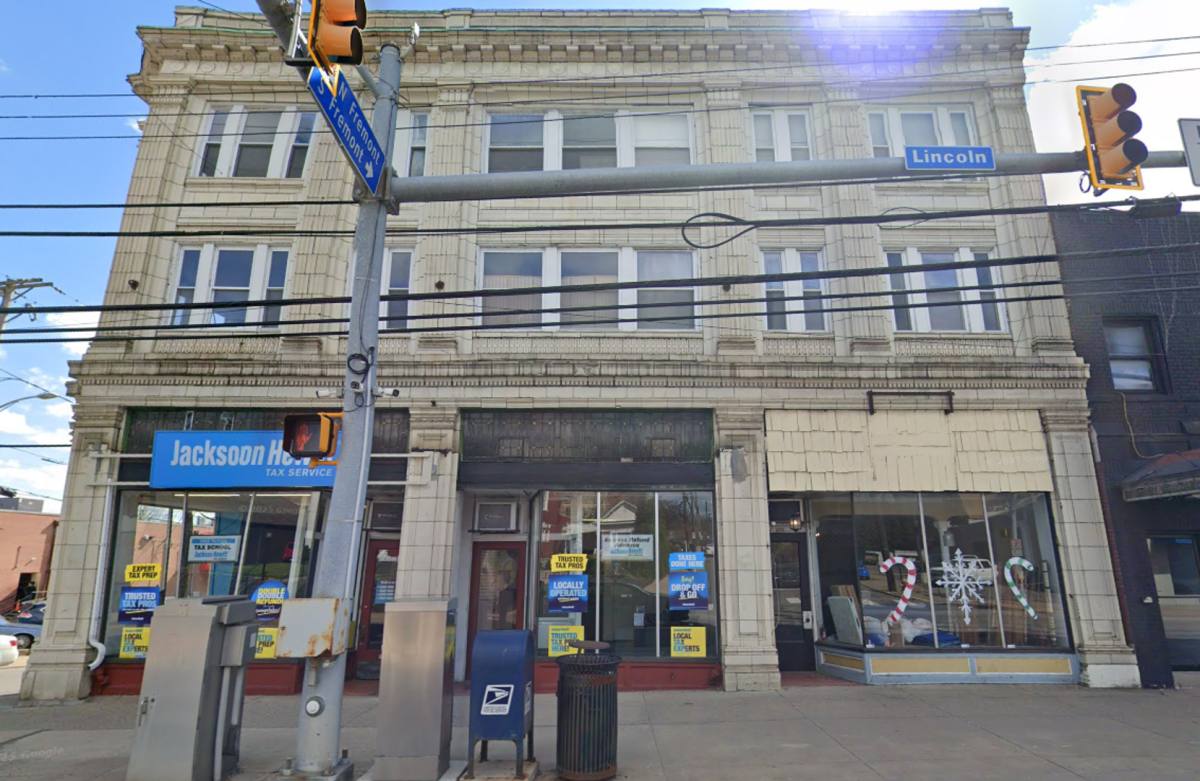 Apartment for rent at 6 S Fremont Ave, Pittsburgh, PA 15202