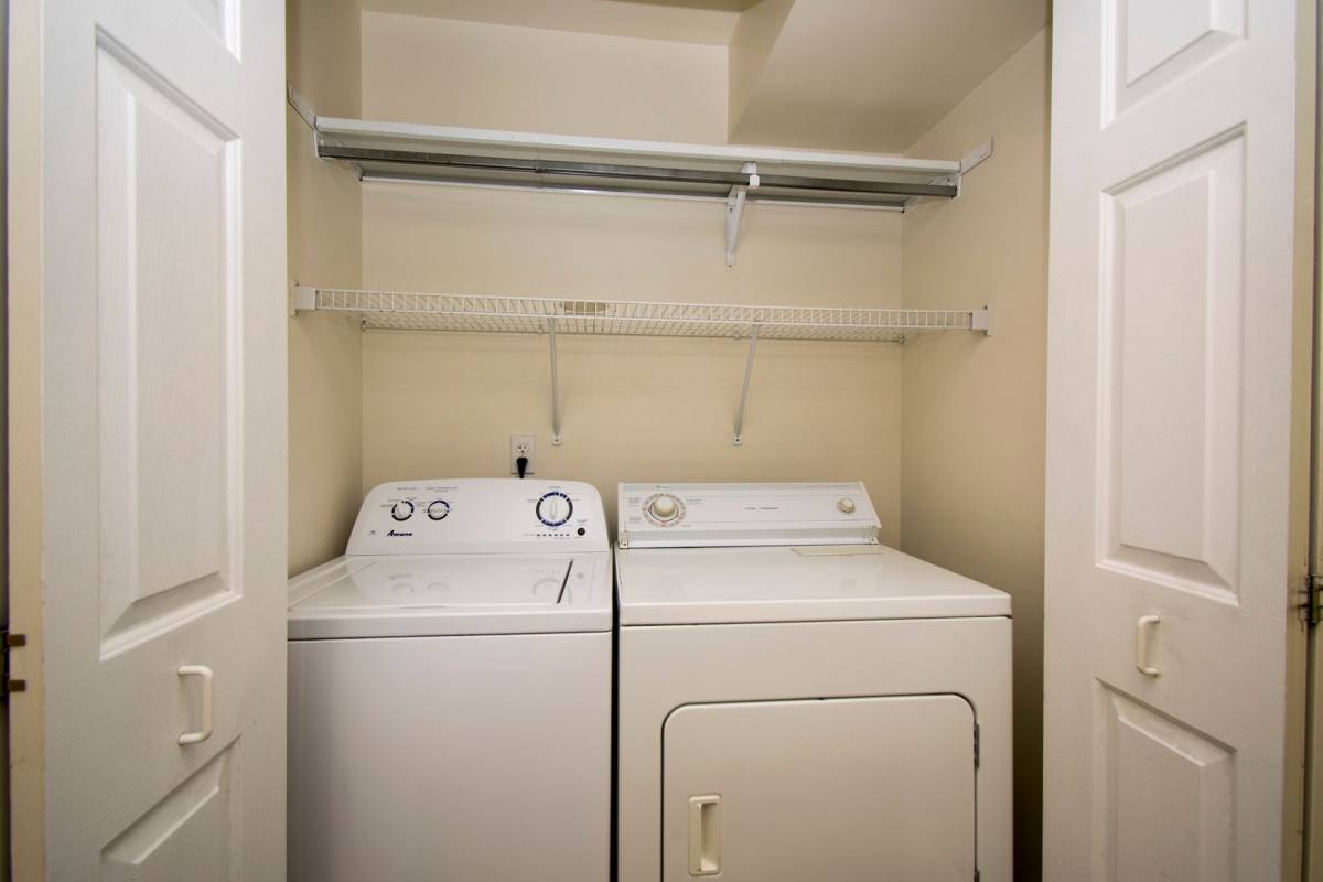 Apartment for rent at 1117 Plymouth Dr, Champaign, IL 61821