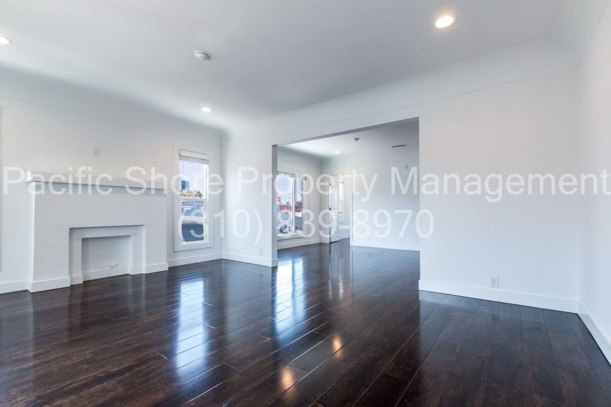 Apartment for rent at 1295 S Mullen Ave, Los Angeles, CA 90019