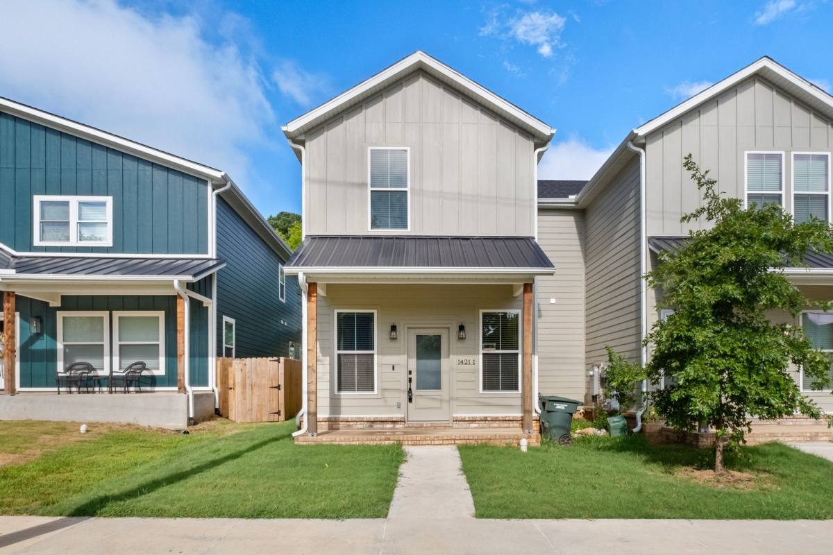 Apartment for rent at 1421 Duncan Ave, Fayetteville, AR 72701
