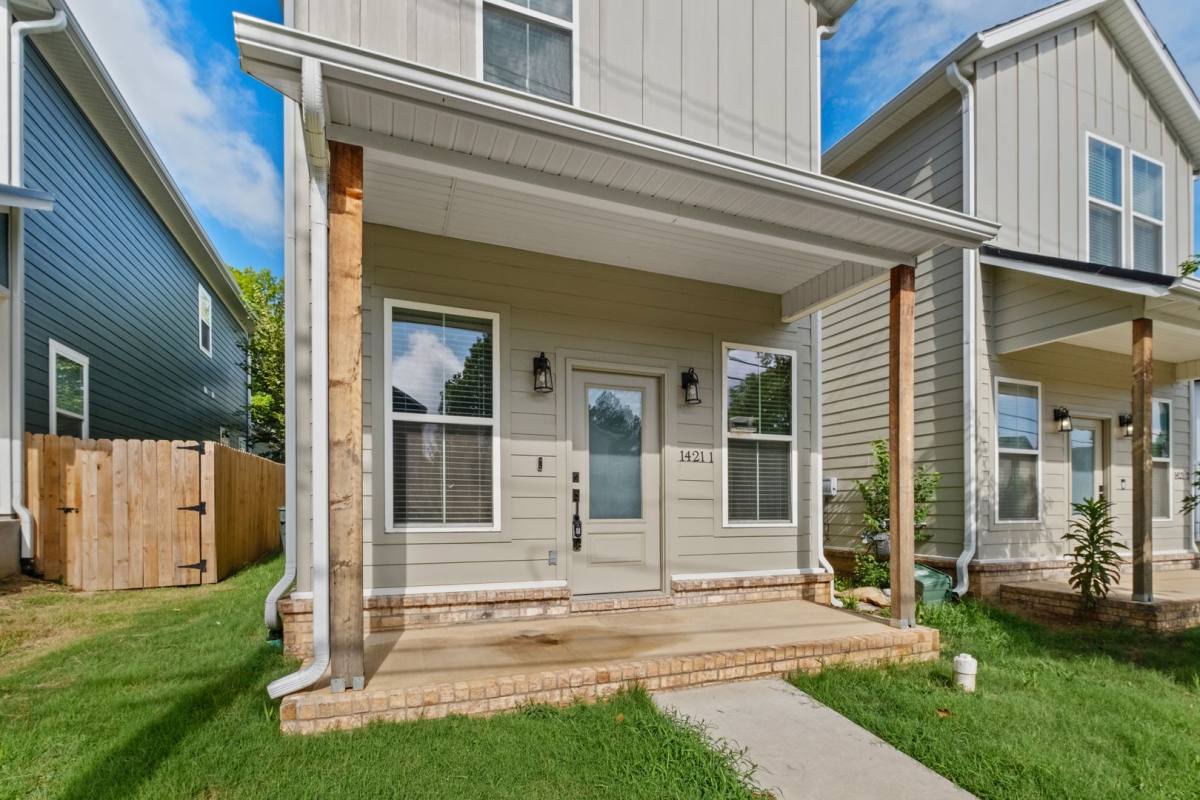 Apartment for rent at 1421 Duncan Ave, Fayetteville, AR 72701
