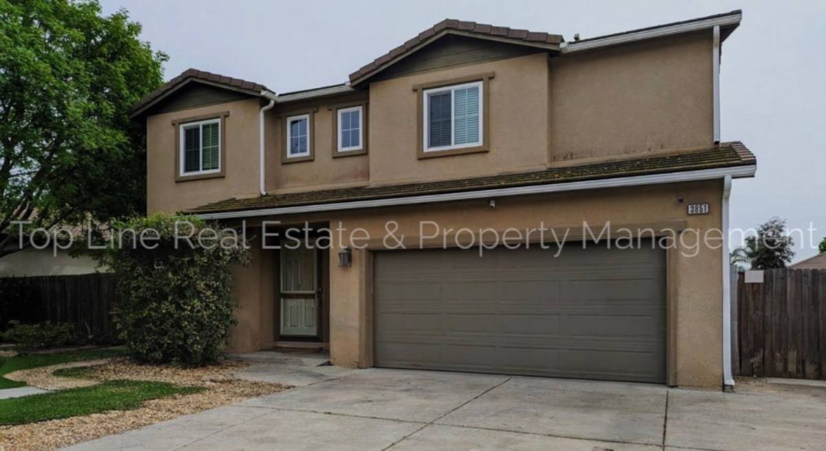 House for rent at 3851 W Buena Vista Ave, Visalia, CA 93291