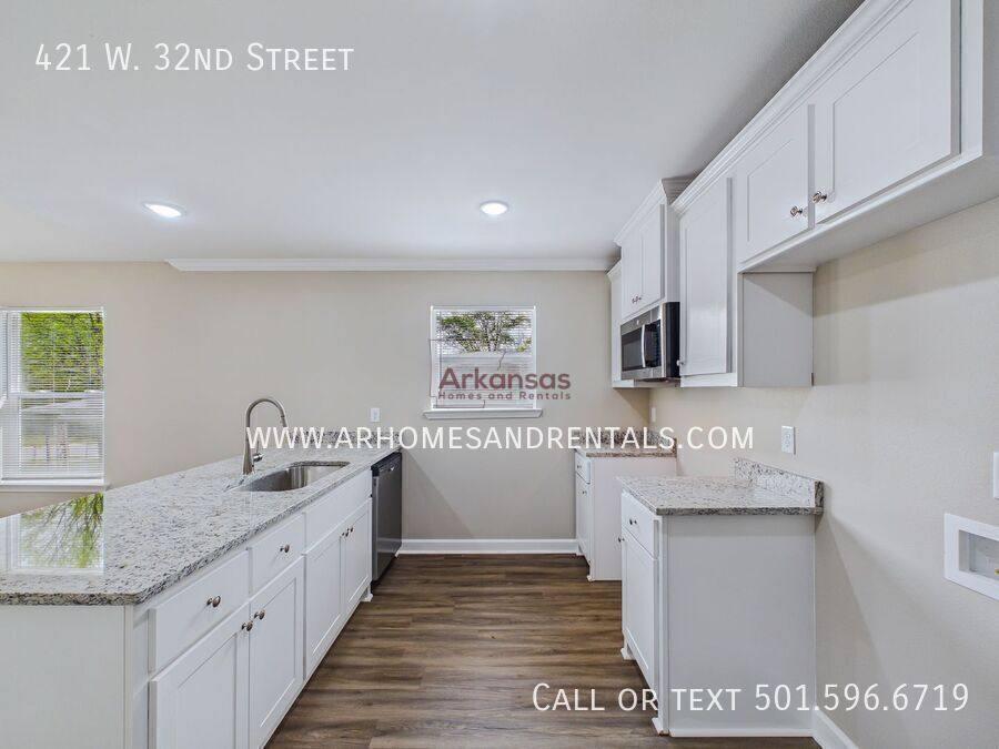 House for rent at 421 W 32nd St, Little Rock, AR 72206