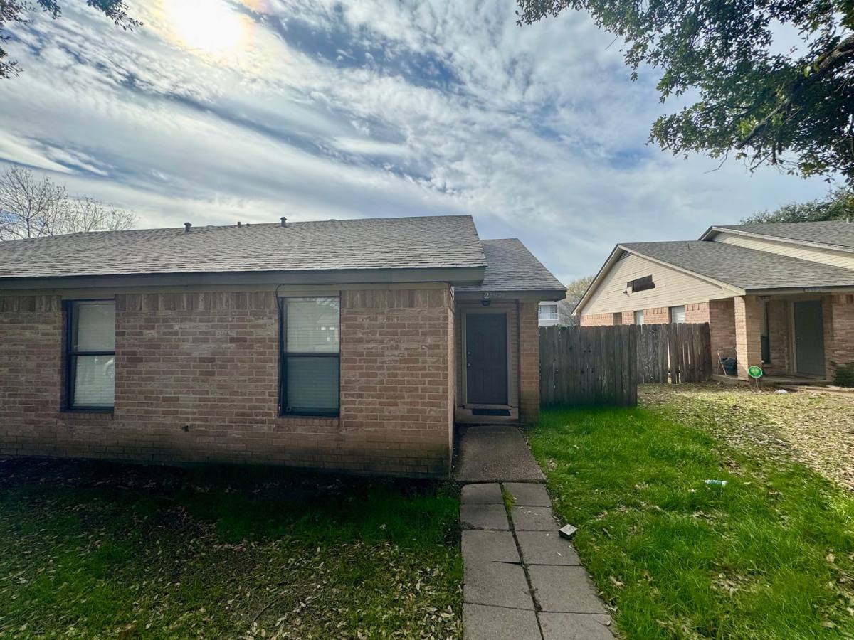 House for rent at 2504 Hickory, College Station, TX 77840