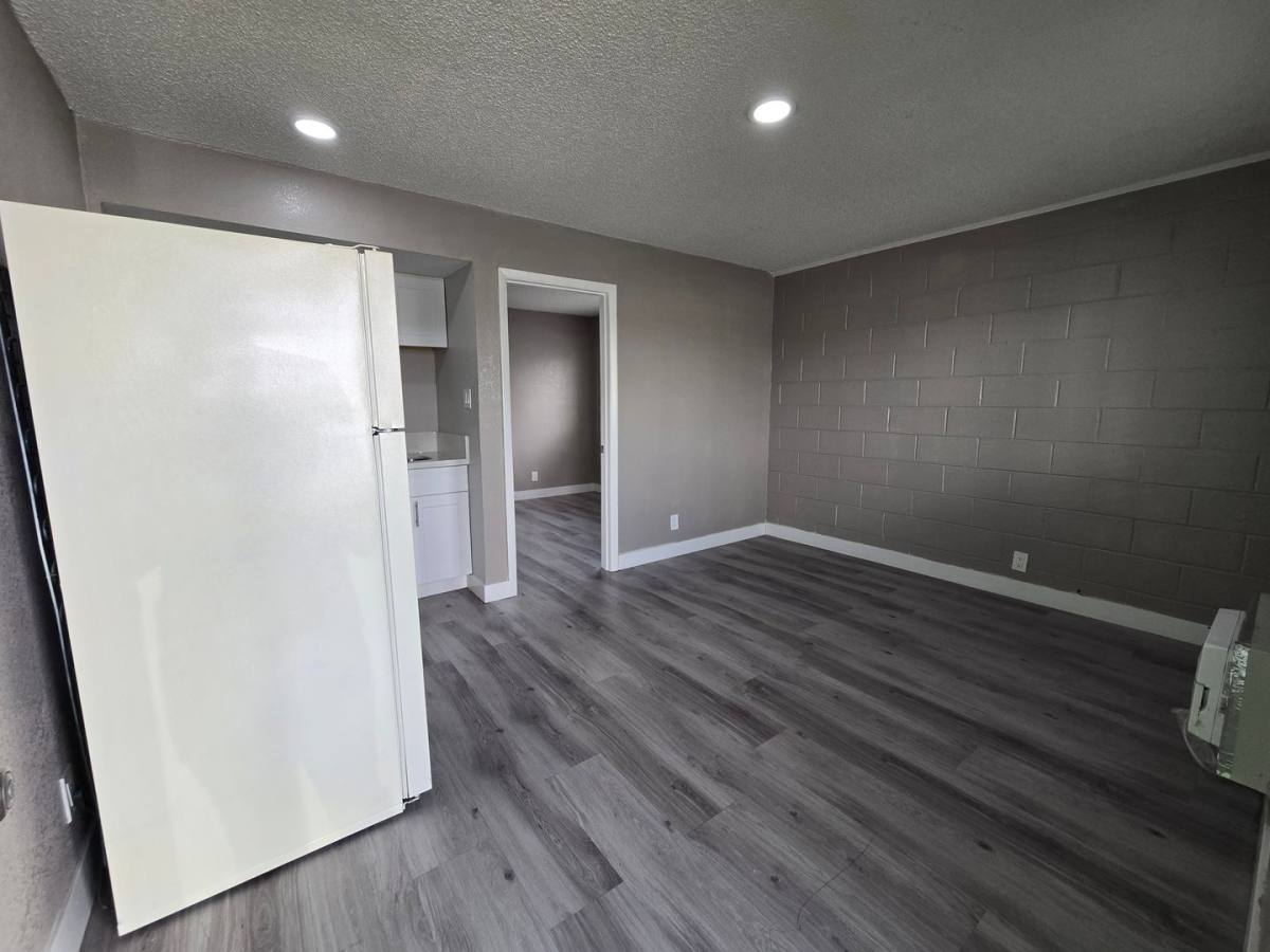 Apartment for rent at 110 E Bonanza Rd, Las Vegas, NV 89101