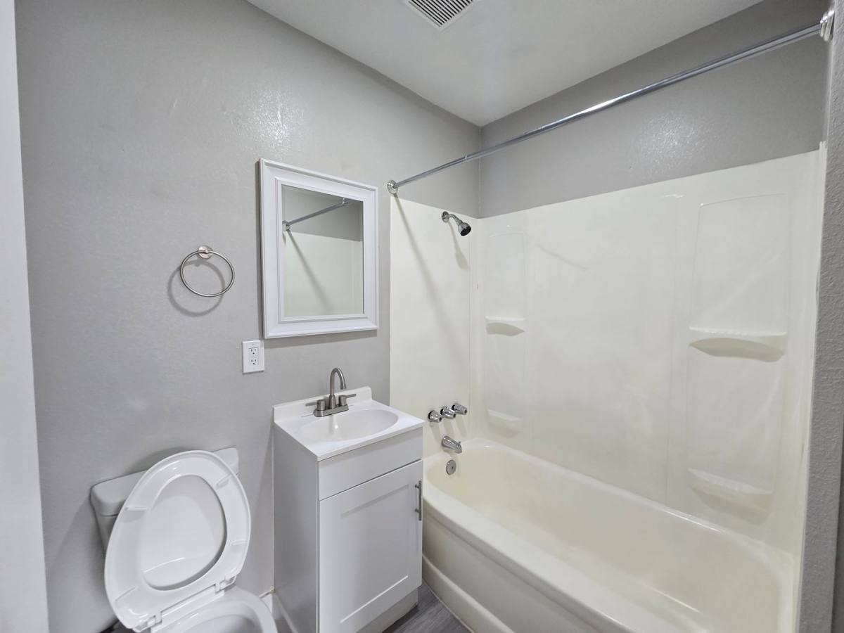 Apartment for rent at 110 E Bonanza Rd, Las Vegas, NV 89101
