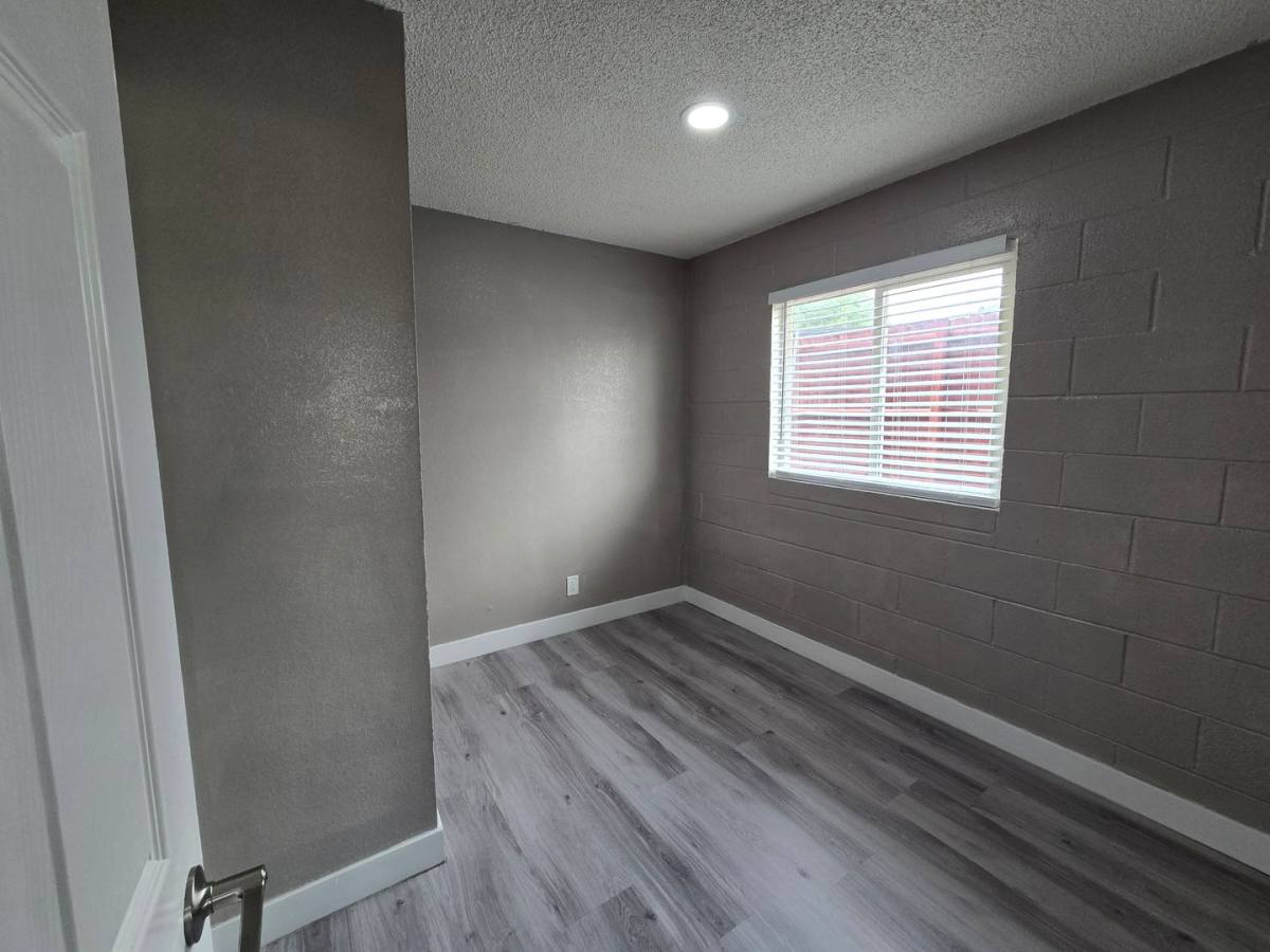 Apartment for rent at 110 E Bonanza Rd, Las Vegas, NV 89101