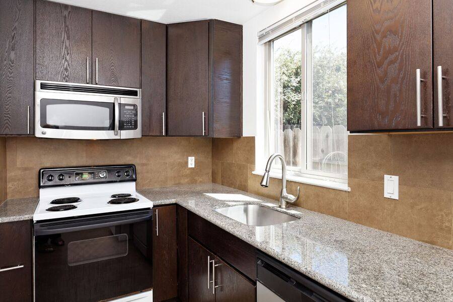 Apartment for rent at 2231 Ward St #B, Berkeley, CA 94705