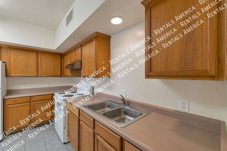 House for rent at 7051 S 6th Ave #1, Tucson, AZ 85756