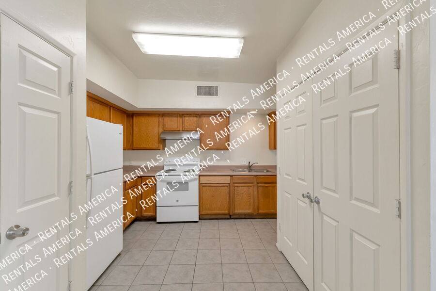 House for rent at 7051 S 6th Ave #1, Tucson, AZ 85756