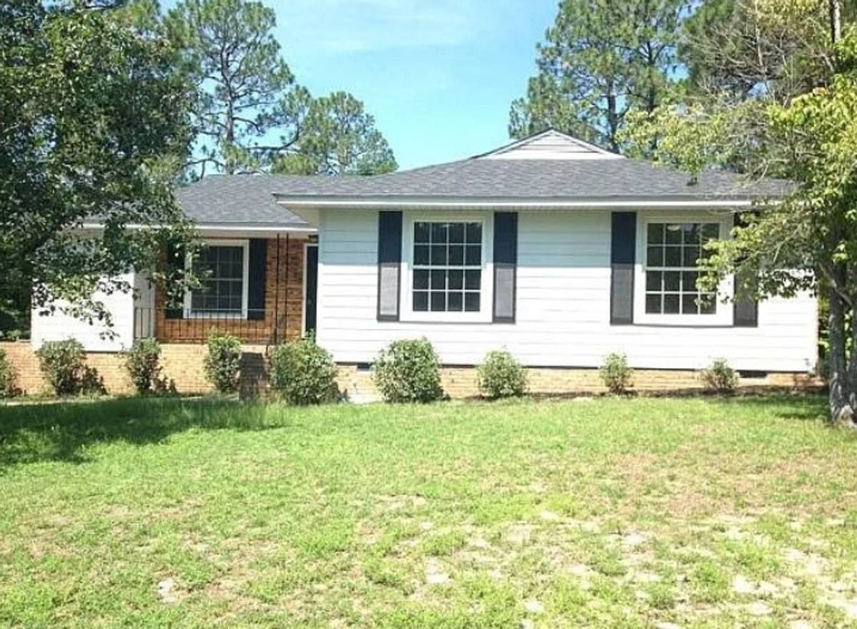 House for rent at 128 S Wrenwood Dr, Lexington, SC 29073