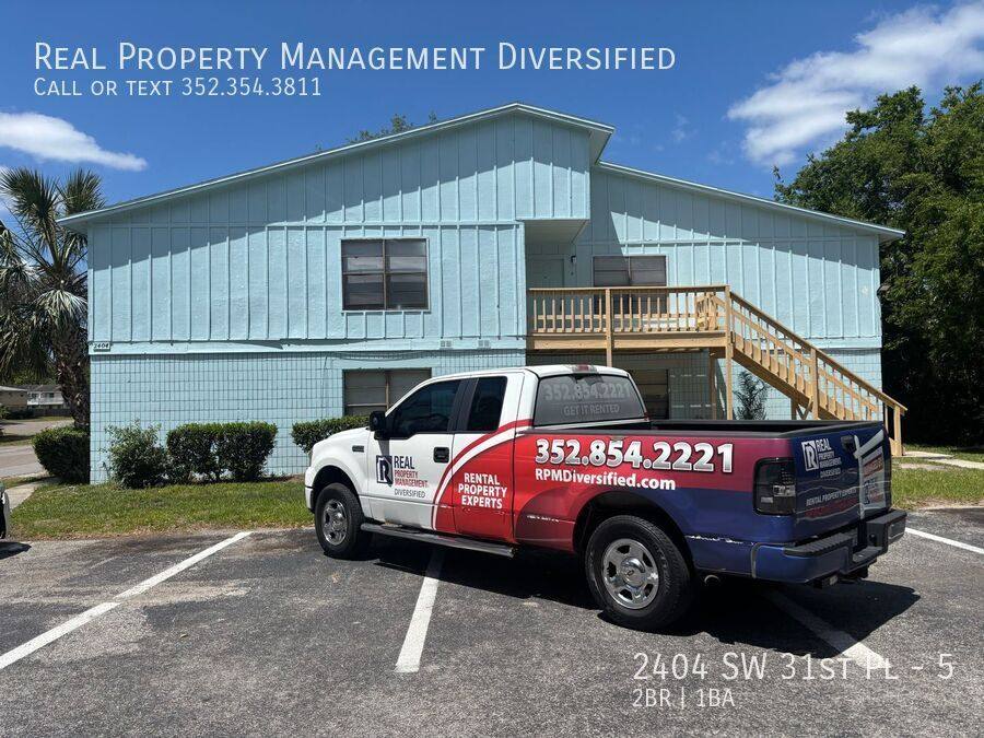 Apartment for rent at 2404 SW 31st Place #5, Gainesville, FL 32608