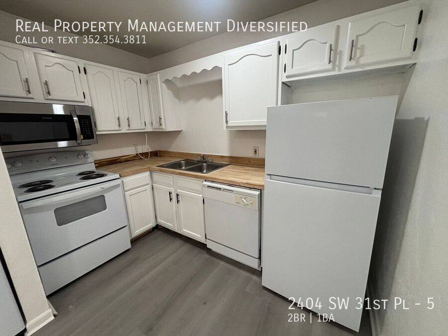 Apartment for rent at 2404 SW 31st Place #5, Gainesville, FL 32608