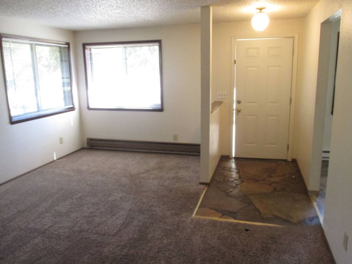 Apartment for rent at 13104 86th Ave E, Puyallup, WA 98373
