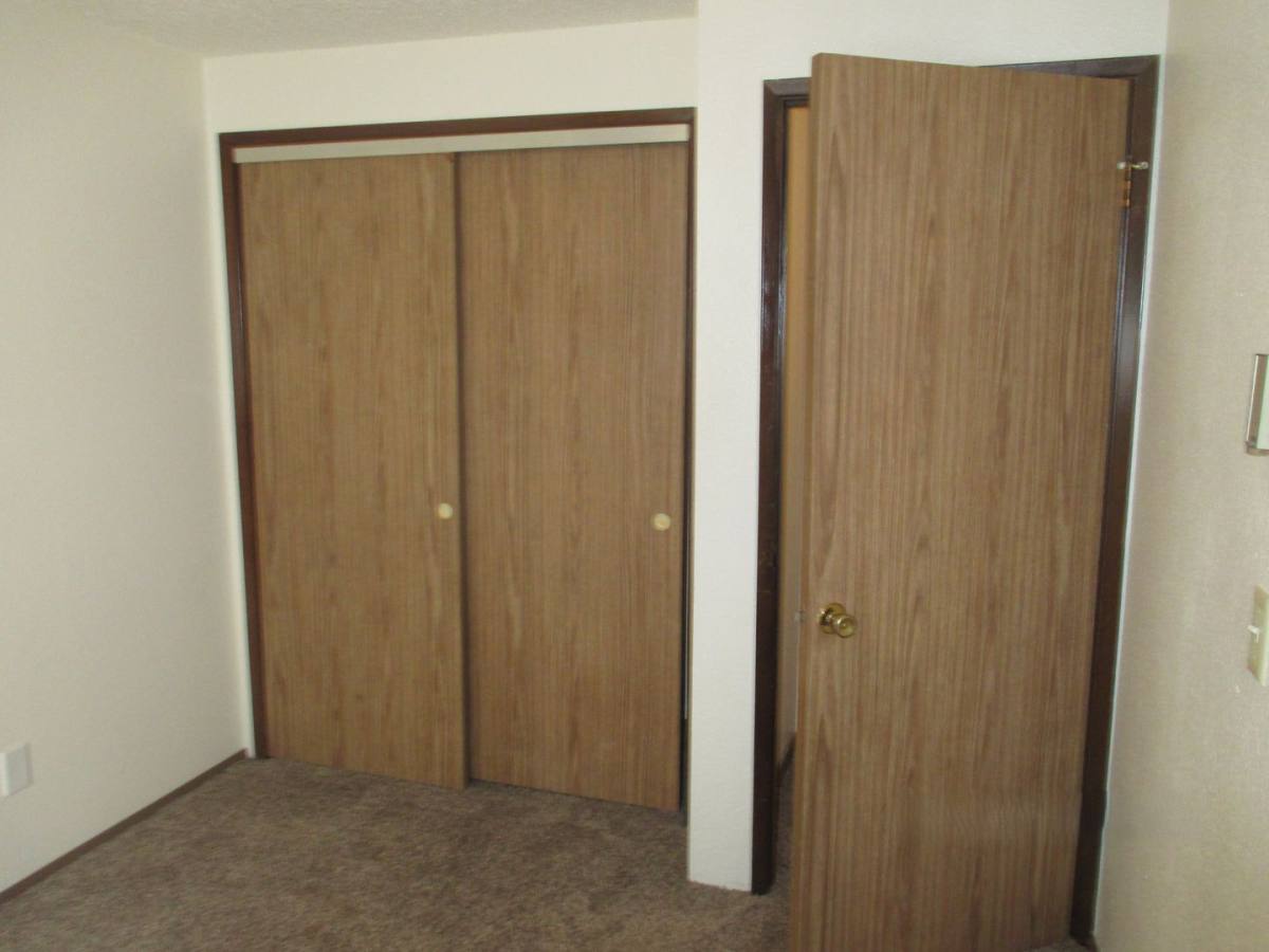 Apartment for rent at 13104 86th Ave E, Puyallup, WA 98373
